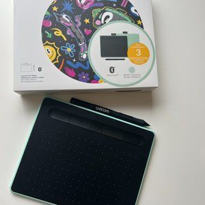 Wacom Intuos Bluetooth Creative Pen Tablet (Small, Pistachio Green)